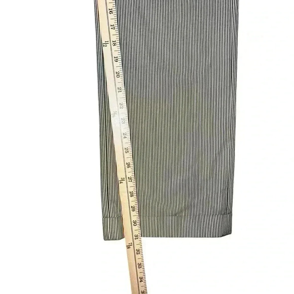 Striped brown and cream cuffed size 6 - Picture 5 of 6